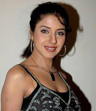Hindi Movie Actress Saadhika Randhawa