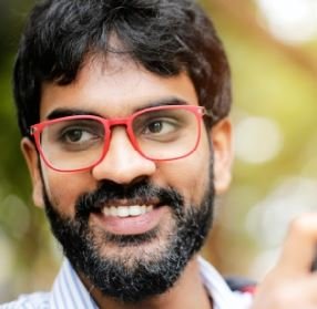 Bollywood Director Vivek Anand B Biography, News, Photos, Videos | NETTV4U