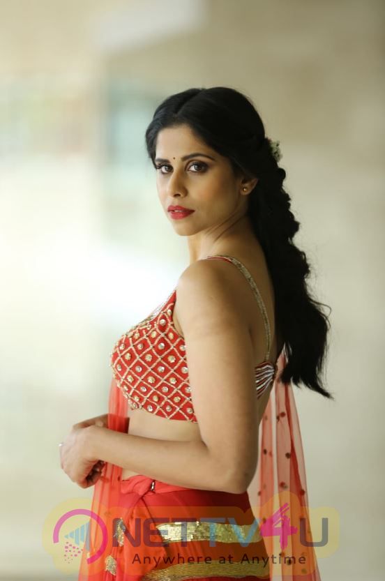 Actress Sai Tamhankar Romantic Pics Tamil Gallery