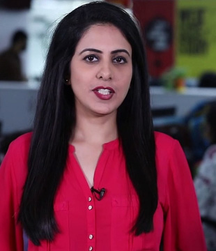 Hindi News Anchor Sakshi Batra