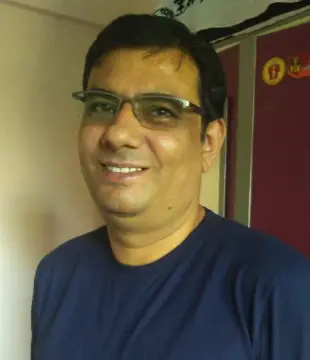 Marathi Editor Girish Pant