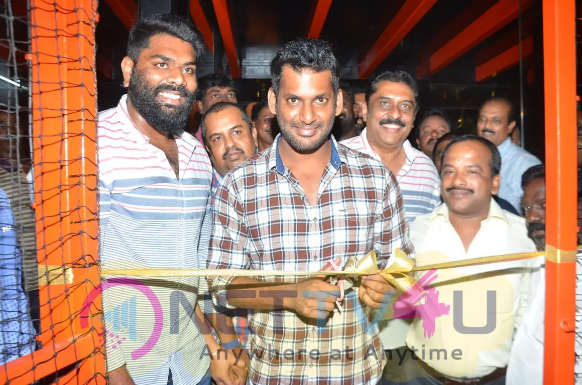 Vishal Launches V Square Sports Pics Tamil Gallery