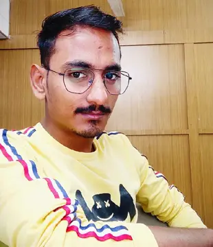 Hindi Editor Alok Agrahari