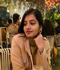 Arya Nandini Hindi Singer