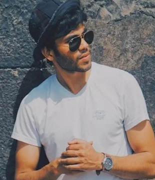 Hindi Influencer Sanyam Sharma