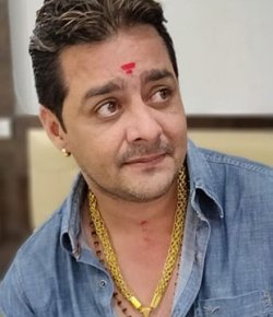 Vikas Fhatak Hindi TV-Actor