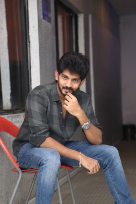 Actor Sam Jones Handsome Images Tamil Gallery