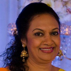 Sinhala Actress Avanthi Aponsu