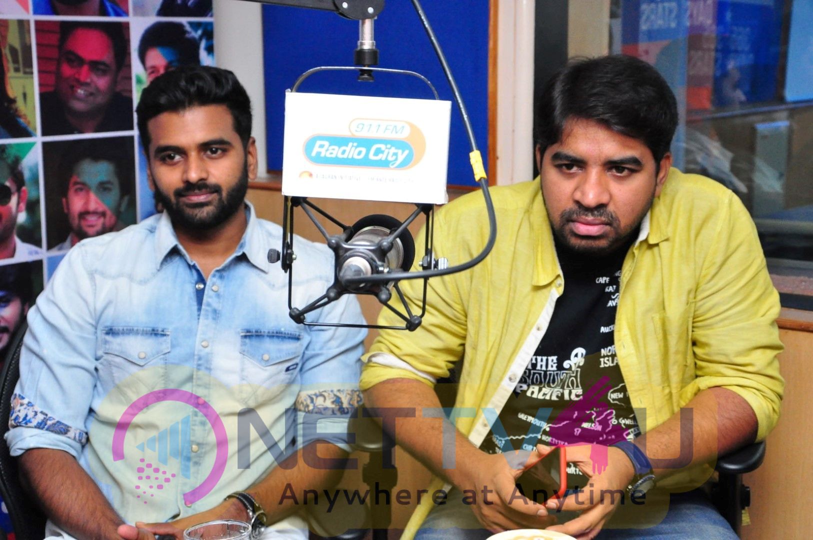  Second Single Collegee Agelona Song From Ee Nagaranika Emaindhi Exclusively Launched  In Radio City Superb Images Telugu Galler