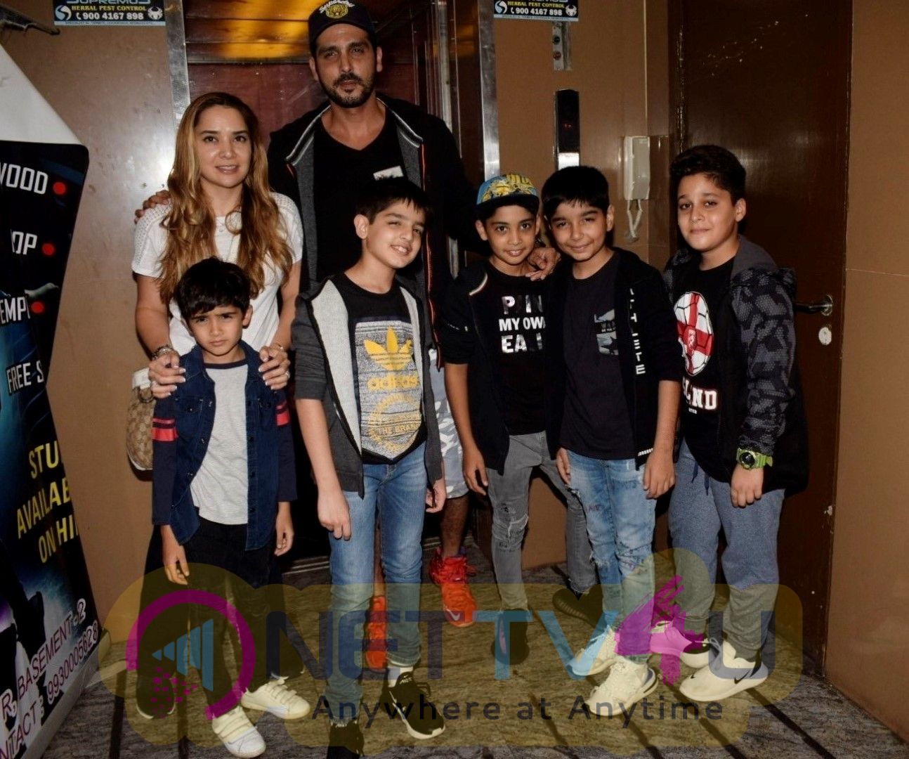  Zayed Khan And Kailash Kher Spotted At Pvr Juhu Best Images  Hindi Gallery