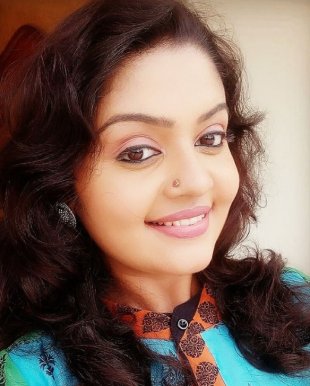 Aiswarya Mithun Koroth Malayalam TV-Actress