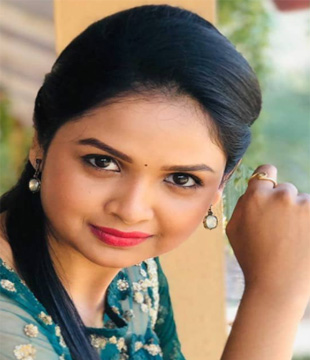 Marathi Tv Actress Apurva Gore