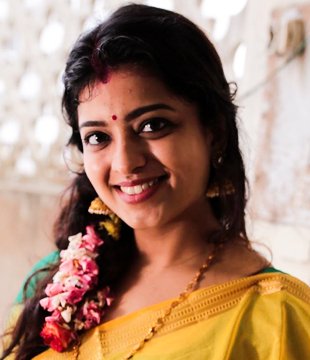 Tamil Playback Singer Sanjana Divaker Kalmanje