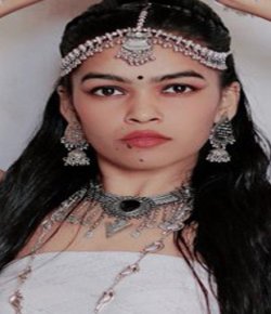 Dancer Manisha Singh Hindi Dancer
