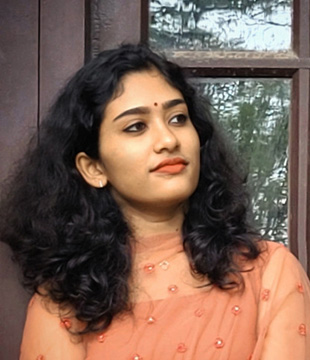 Malayalam Singer Aavani Malhar