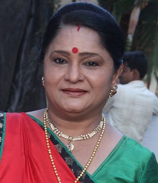 Hindi Tv Actress Meena Naithani