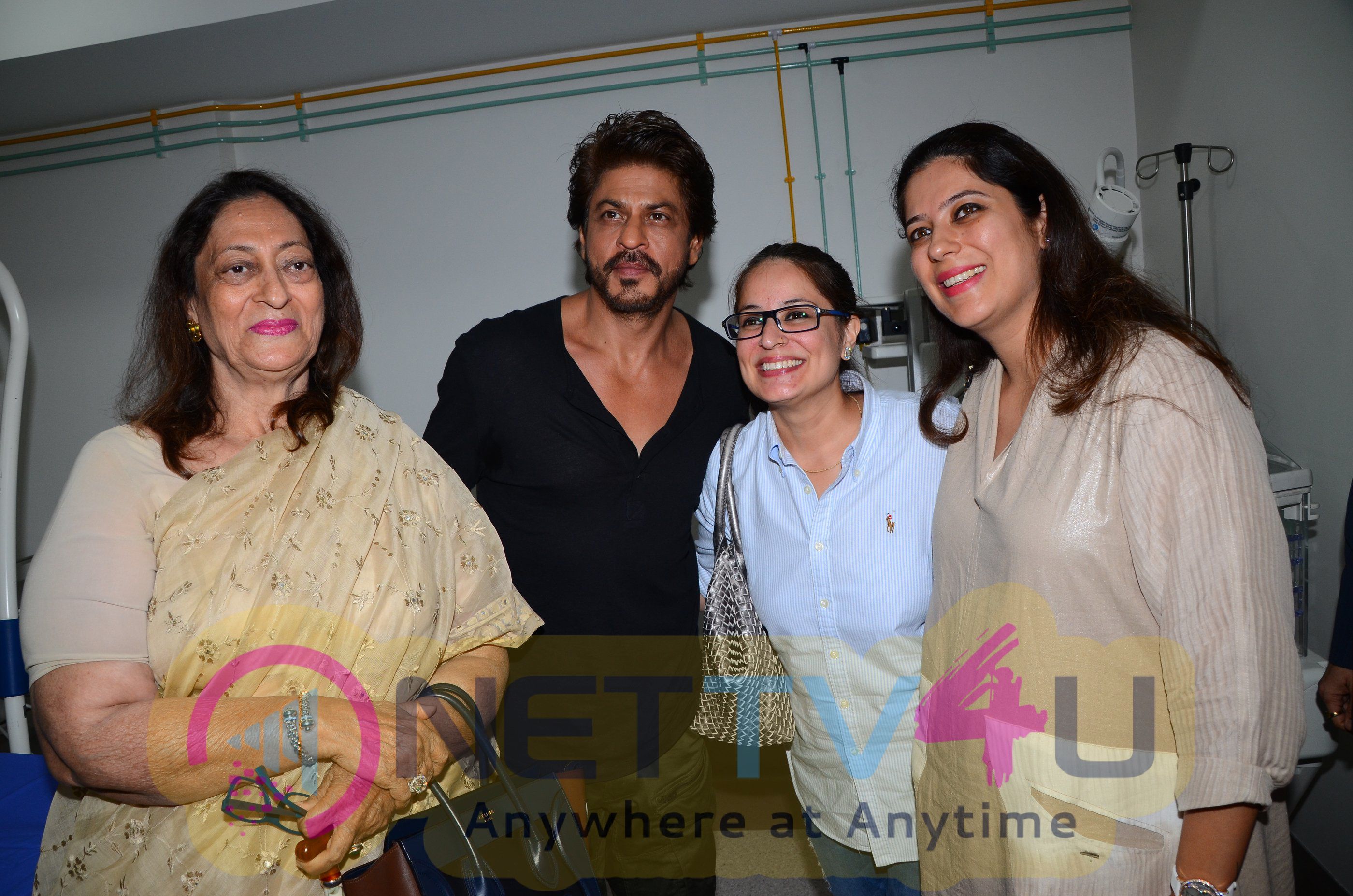 Excellent Photos Of Shah Rukh Khan Launches Bone Marrow Transplant Centre & Birthing Centre At Nanavati Super Speciality Hospita