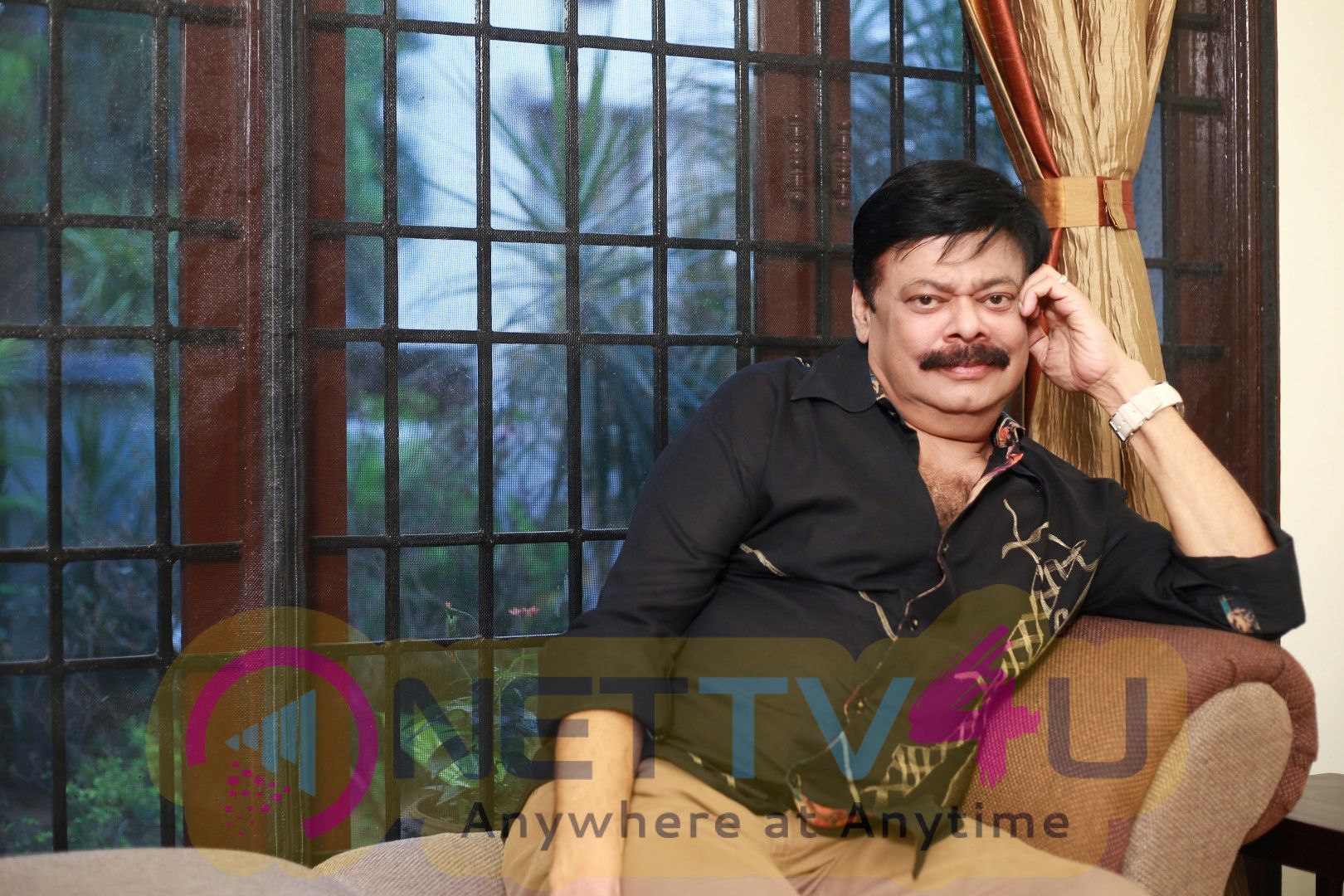 Actor Madhan Bob Exclusive Interview Pics Tamil Gallery