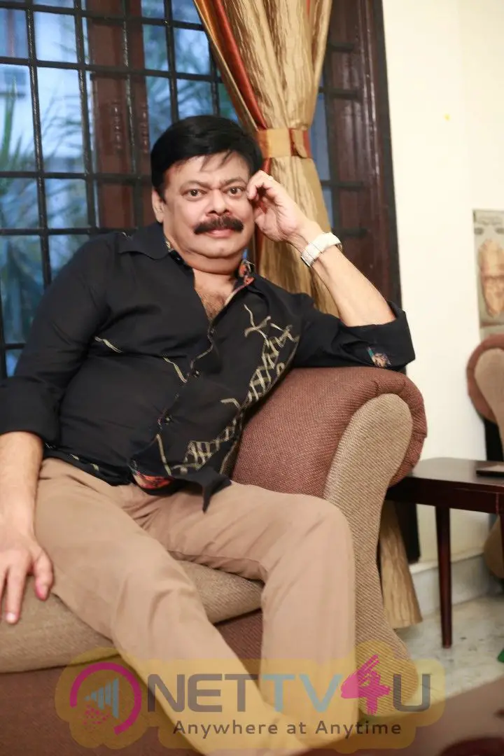 Actor Madhan Bob Exclusive Interview Pics Tamil Gallery