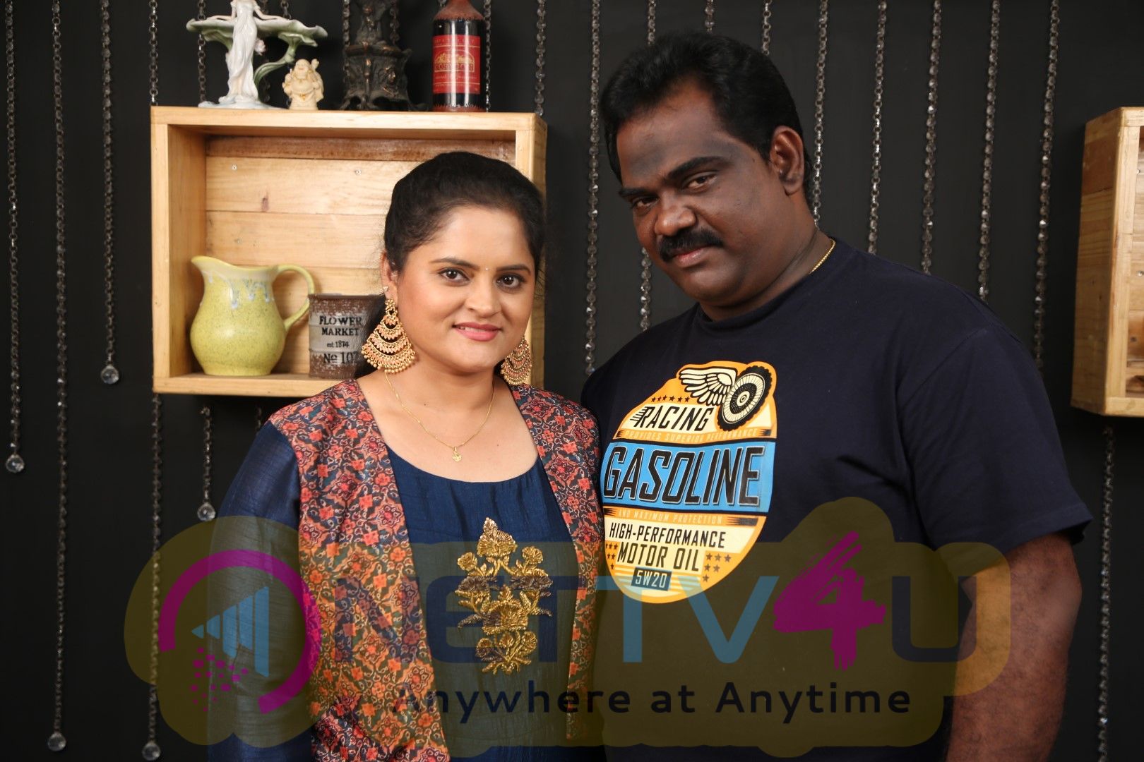 Lovely Couples Swetha & Tamil Bharathi Exclusive Interview Images Tamil Gallery