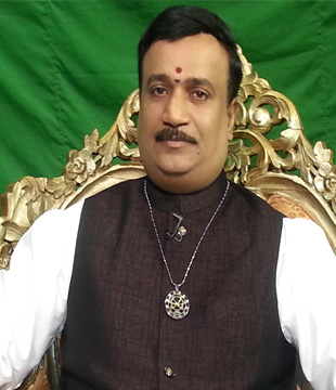 Kannada Astrologers Adithya Narayan Guruji