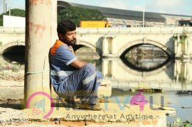 Oru Kuppai Kadhai Movie Pics Tamil Gallery