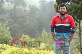 Oru Kuppai Kadhai Movie Pics Tamil Gallery