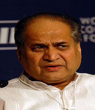 Hindi Entrepreneur Rahul Bajaj