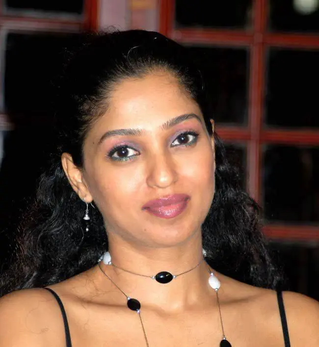 Actress Suman Ranganathan Gorgeous Images Kannada Gallery