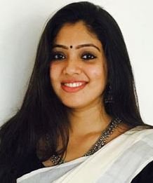 Veena Nandhakumar Tamil Movie Actress