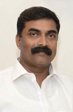 Dhananjay Mandrekar Hindi Movie Actor