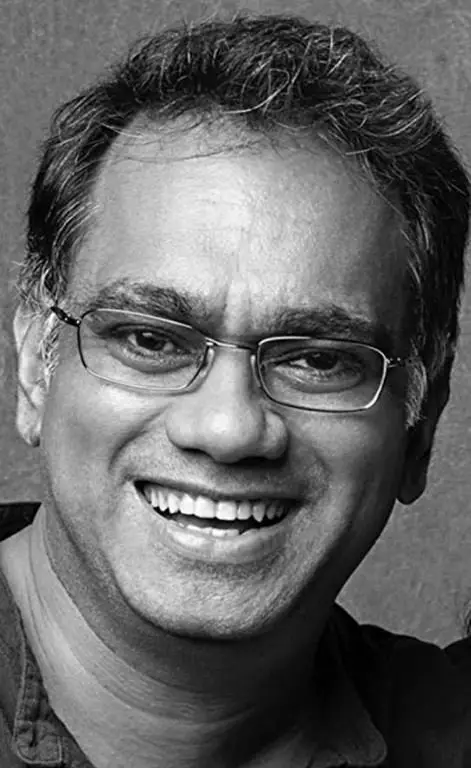 Hindi Director Director Rajesh Krishnan