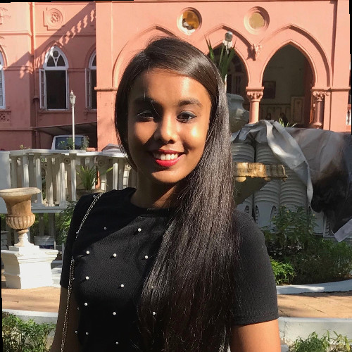 Hindi Fashion Stylist Vidhi Gala