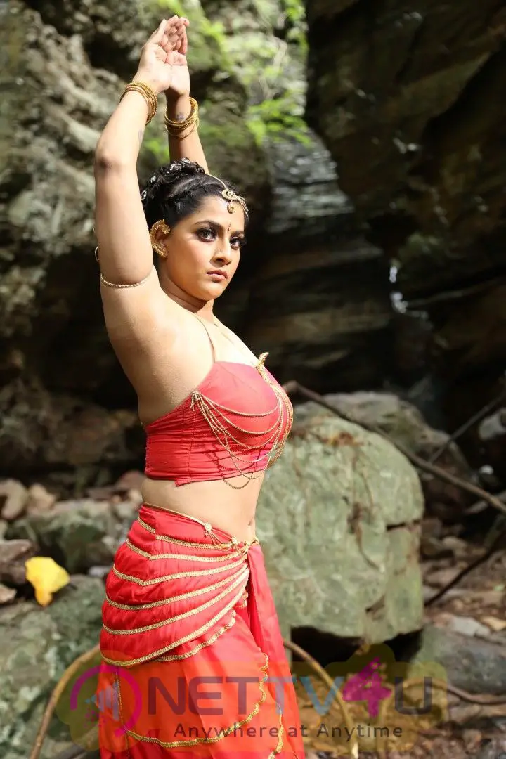 Neeya 2 Movie Stills Tamil Gallery