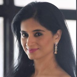 Hindi Supporting Actress Simran Gangwani