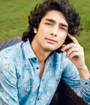 Hindi Actor Aayush Shokeen