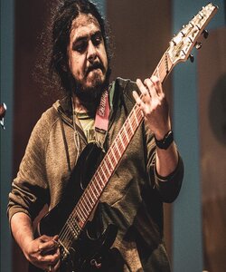 Urdu Musician Zain Peerzada