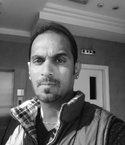 Manish Pawar Urdu Director