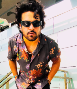 Kartik Arora Hindi Assistant Director