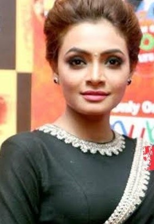 Hindi Tv Actress Komal Kunder