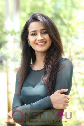 Telugu Actress Simran Lovely Stills  Telugu Gallery