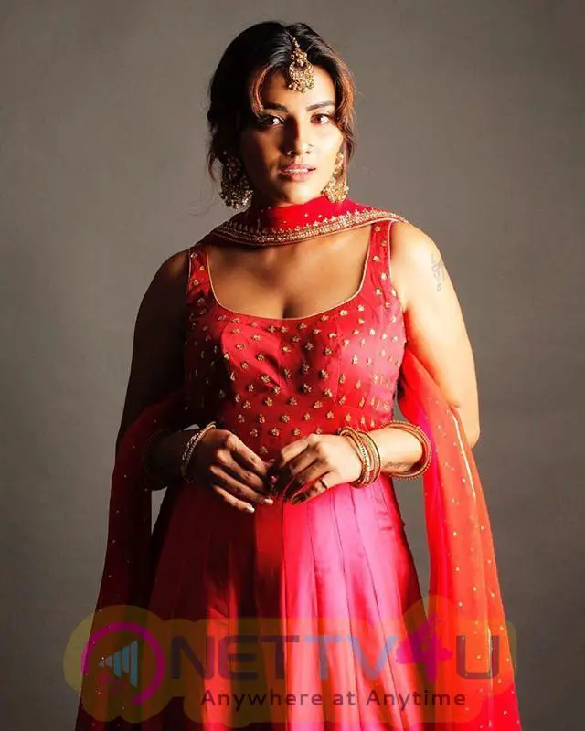 Actress Jyothi Rana Romantic Images Hindi Gallery