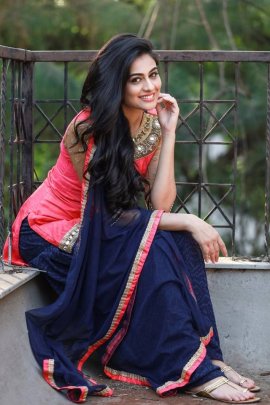 Actress Neha Hinge Lovely Images  Telugu Gallery