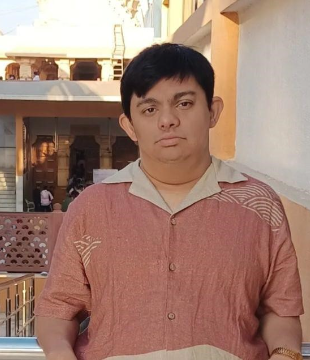 Marathi Tv Actor Hans Aslot