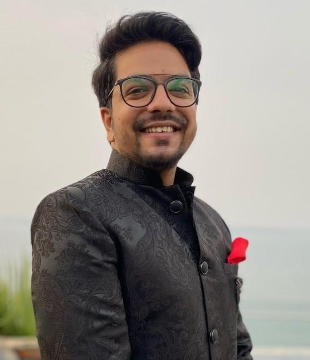 Hindi Assistant Creative Director Akshay Chelawat