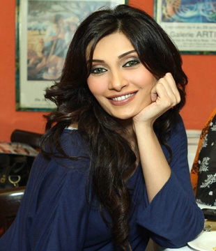Urdu Tv Actress Sherry Shah