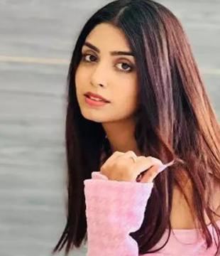 Punjabi Actress Twinkle Arora