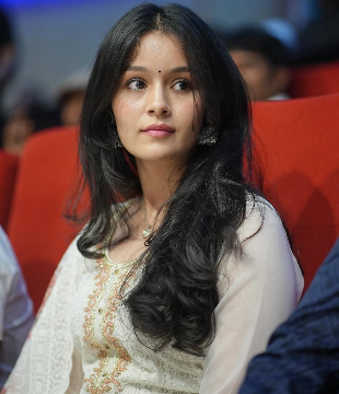 Kannada Actress Kirti Bhandari