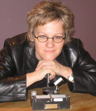 English Editor Susan Shipton