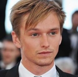 Henry Hopper English Movie Actor